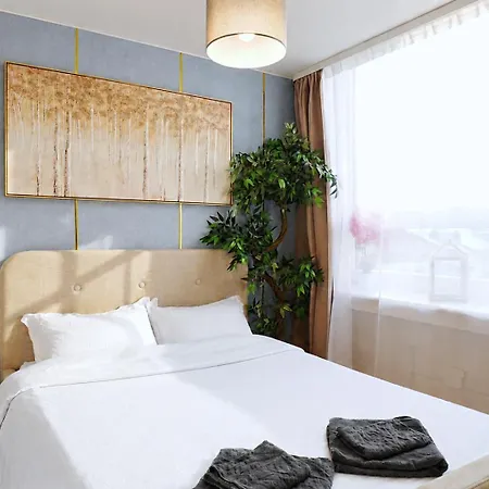 Cofy - Old Town, Quiet Area, Air-conditioning, Free Parking, 24-7 Check-in-out, Six Similar In Listing, One Optimal Up To 6 Person, Economy Max 8 Person * 페르누